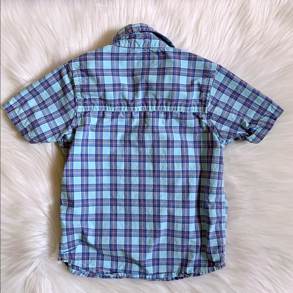 OshKosh B’gosh Short Sleeve Button Down Shirt - Picture 3 of 5